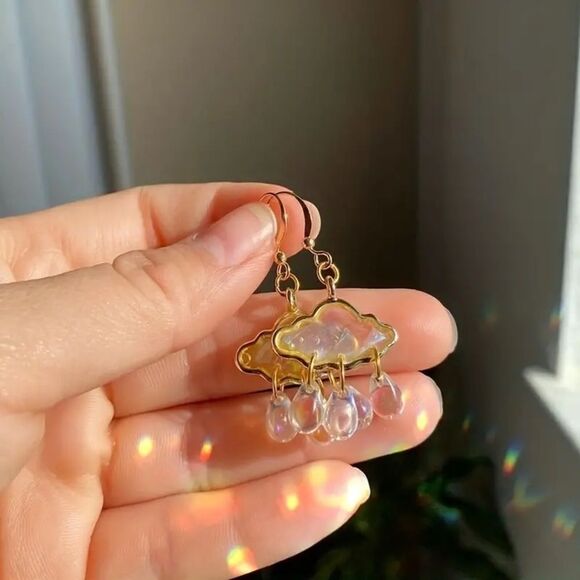 🌧 Rain Clouds Dangle Iridescent Rain ☔️ Weather Lovers  Earrings  🌧 5 🌟 ⚡️ - Picture 3 of 9